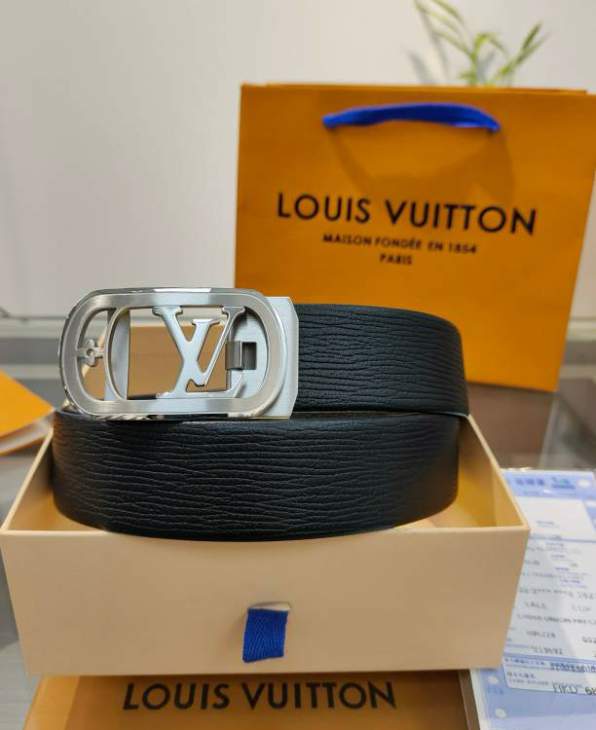 Picture of Louis Vuitton Belts _SKUfw222104663fw